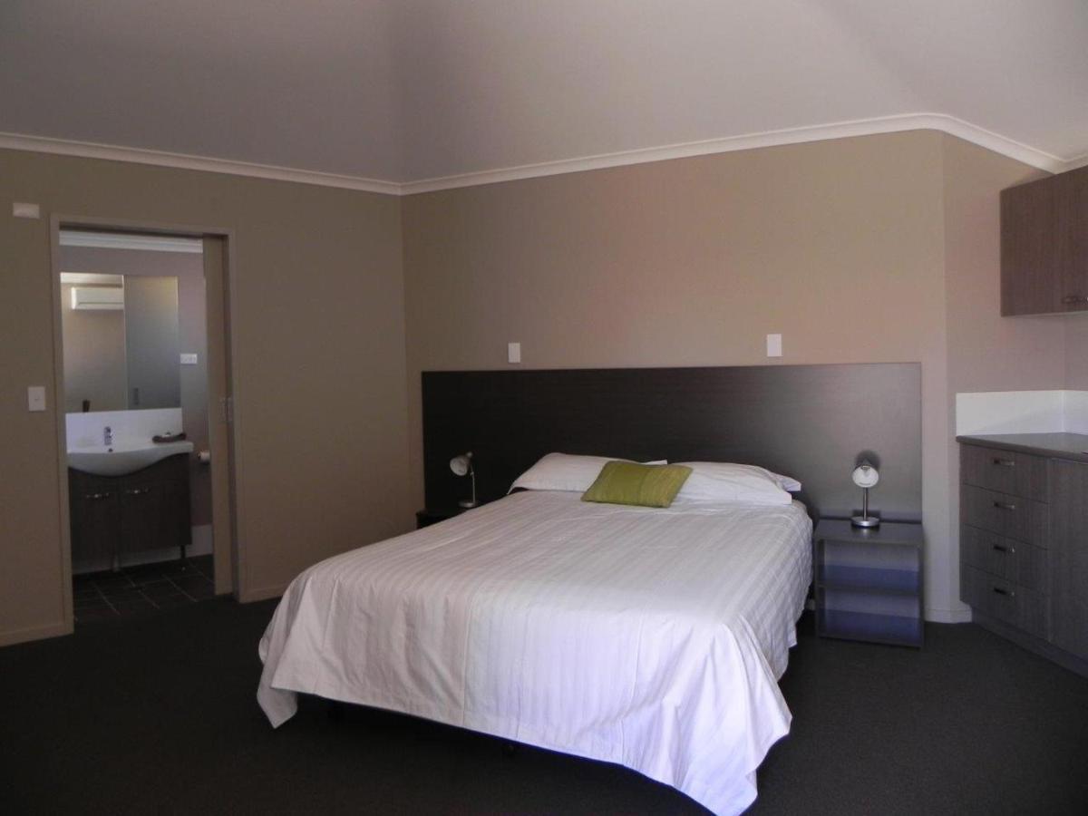 Bluestone Motor Inn Tennant Creek Esterno foto
