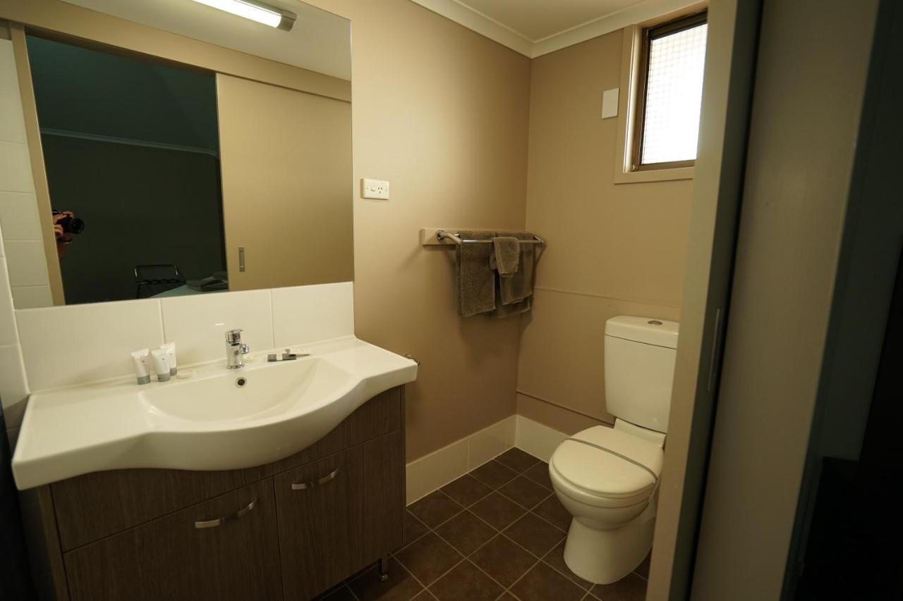 Bluestone Motor Inn Tennant Creek Esterno foto