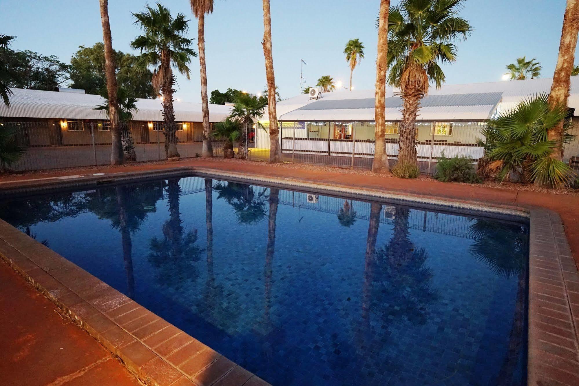 Bluestone Motor Inn Tennant Creek Esterno foto